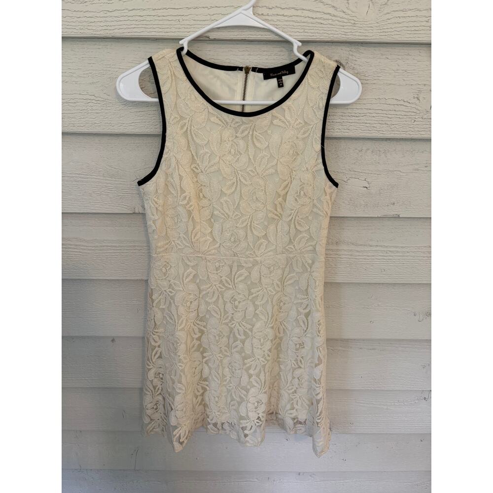 Max and Riley Ivory Lace Fit & Flare Dress Medium Sleeveless Floral Lace Dress - Picture 2 of 8